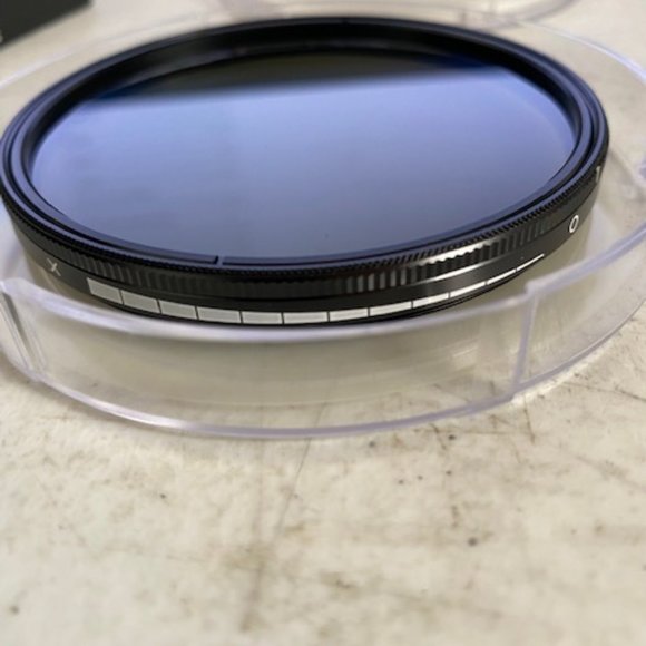 Hoya 77mm Variable Density Screw-in Filter (NEW) - Picture 5 of 9